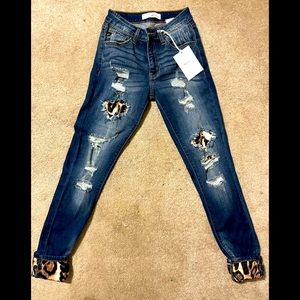 NWT Rancan cheetah cropped blue jeans size 24